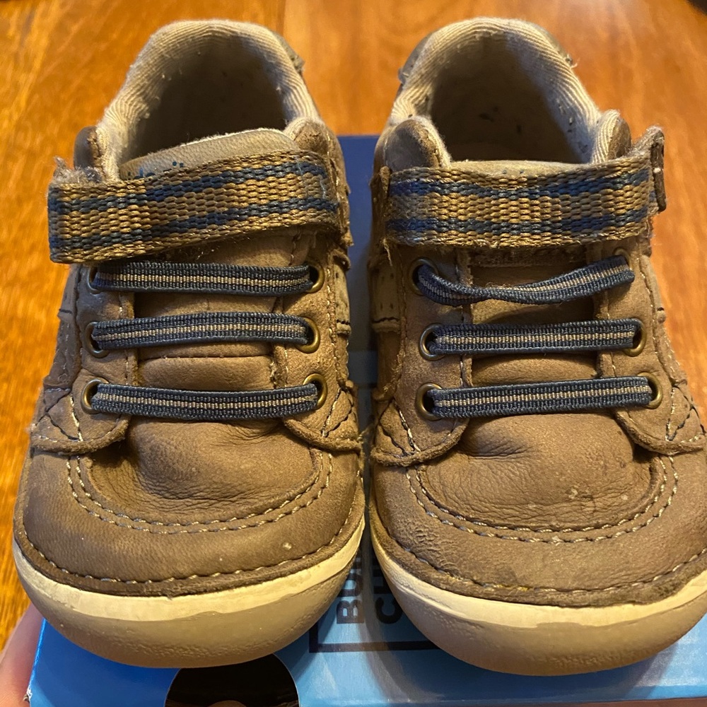 Stride rite wide toddler shoes